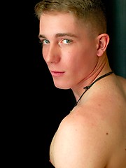 Meet Active Dutys 18-year-old new recruit Chandler - Gay boys pics at Twinkest.com