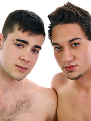 Seth Corrigan pounds Jason Martin - Gay boys pics at Twinkest.com
