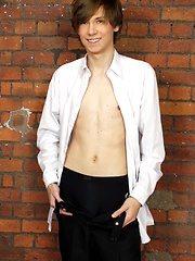 Horny Twinks Sneak Off For A Suck N Fuckfest Bareback Style! - Gay boys pics at Twinkest.com