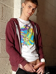 Blonds Have More Fun? If Nothing Else They Get More Hard Cock! - Gay boys pics at Twinkest.com