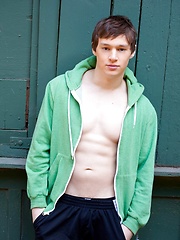 Max Steel has so innocent smile and nice dick - Gay boys pics at Twinkest.com