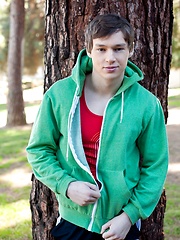 Max Steel has so innocent smile and nice dick - Gay boys pics at Twinkest.com