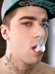 Sexy tattooed boy Simon Archer - Gay boys pics at Twinkest.com