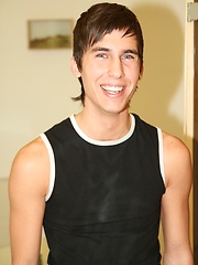  A boy that craves dick big time - Gay boys pics at Twinkest.com