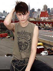 Frankie V. Goes to New York City - Gay boys pics at Twinkest.com