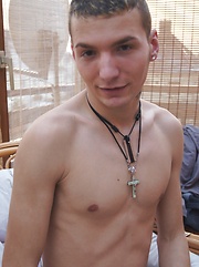 Federico come out of the cold! - Gay boys pics at Twinkest.com