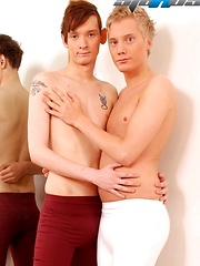 Blond Twink Gives His Dancing Fuck-Buddy A Bangin' Good Workout! - Gay boys pics at Twinkest.com