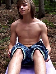 Boy creaming in forest - Gay boys pics at Twinkest.com