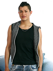 Young, slim, smooth dancer boy Antony - Gay boys pics at Twinkest.com