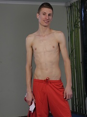 A Raw Session Of Hard Cock Makes Keeping Fit Look A Fuckinâ€™ Doddle! - Gay boys pics at Twinkest.com