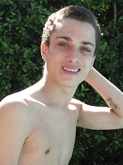 Voyeur And Exhibitionist Fuck - Gay boys pics at Twinkest.com