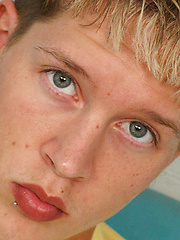 Power Fuck - Gay boys pics at Twinkest.com
