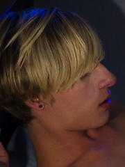 The romantic teen boys - Gay boys pics at Twinkest.com