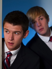 Two american boys have fuck in the school - Gay boys pics at Twinkest.com