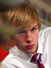 Two american boys have fuck in the school - Gay boys pics at Twinkest.com