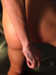 Sexy blond all American twink Dylan Hall stars in this incredibly hot LIVE show - Gay boys pics at Twinkest.com