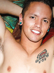 Tyler throws Taylor down on a leather couch, ripping off his shorts to reveal a cock worthy of some sweet talk - Gay boys pics at Twinkest.com