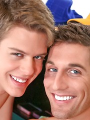 Check those two hotties having on hot cock sucking time! - Gay boys pics at Twinkest.com