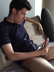 Scott Cameron autofellatio - Gay boys pics at Twinkest.com