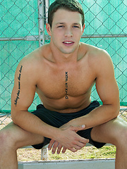 Pretty american boy Duncan - Gay boys pics at Twinkest.com