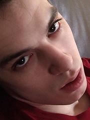 Twink wanking off his dick - Gay boys pics at Twinkest.com