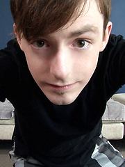 Big cocked twink masturbates