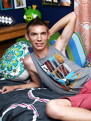 Introducing Young Bentley - Gay boys pics at Twinkest.com