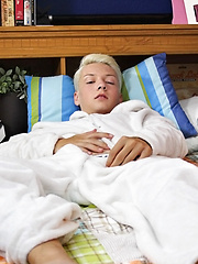 Dildo Fun With Horny Benjamin - Gay boys pics at Twinkest.com