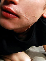Twink cums on his face - Gay boys pics at Twinkest.com