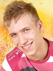Blonde boy Bradley solo pics - Gay boys pics at Twinkest.com