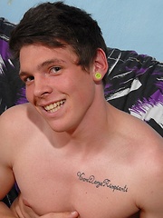 Cute boy from Eastern Europe - Gay boys pics at Twinkest.com