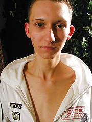 Skinny boy Steven - Gay boys pics at Twinkest.com
