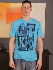 Tall lean boy Jaylon Harris tugs on his uncut cock. - Gay boys pics at Twinkest.com
