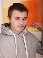 College boy Bentley Robinson busts a major nut. - Gay boys pics at Twinkest.com