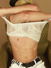 Blond twink Angel Villanueva tugs on his thick cock. - Gay boys pics at Twinkest.com