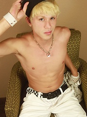 Blond twink Angel Villanueva tugs on his thick cock. - Gay boys pics at Twinkest.com