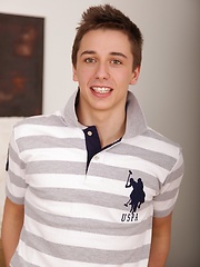 Mike Theme busts a nut into his fleshlight. - Gay boys pics at Twinkest.com