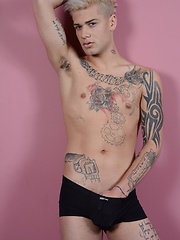 UK Exclusive, Mickey Taylor, Demonstrates His Inked Solo Antics With A Jizz-Load Of Cum! - Gay boys pics at Twinkest.com
