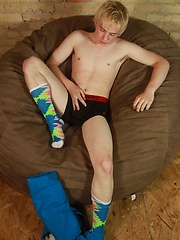 This week TR brings you a brand new model who\'s never done a scene before. Collin is just 18 and ... - Gay boys pics at Twinkest.com