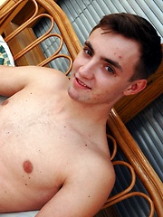 Russian student Evgeny squeezes one out - Gay boys pics at Twinkest.com