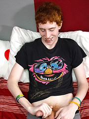 Big Dicked Bator Boy Cody - Gay boys pics at Twinkest.com