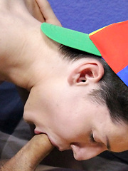 Sliding Into A Raw Wet Ass - Gay boys pics at Twinkest.com
