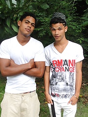 Omar and chico - Gay boys pics at Twinkest.com