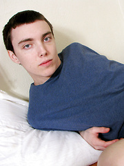 Bi Boy Blinx Gets Messy - Gay boys pics at Twinkest.com