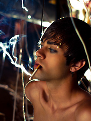 Damien Wolfe introduces himself to the Helix - Gay boys pics at Twinkest.com