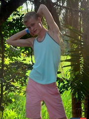 Cute White Boy Cums Face-To-Face With Devon LeBron's Ass-Splitting Trouser-Snake! - Gay boys pics at Twinkest.com