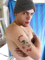 Drac Jerks Out Some Mess - Gay boys pics at Twinkest.com