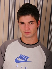 Gorgeous stud Louis spreading his tight ass. - Gay boys pics at Twinkest.com