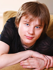 Nick is a cute teen boy - Gay boys pics at Twinkest.com