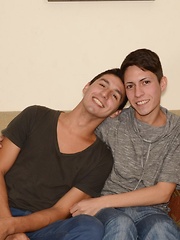 Mi Amor - Gay boys pics at Twinkest.com